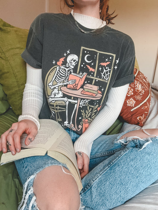 A Chill Bookish Skeleton Tee - Pepper