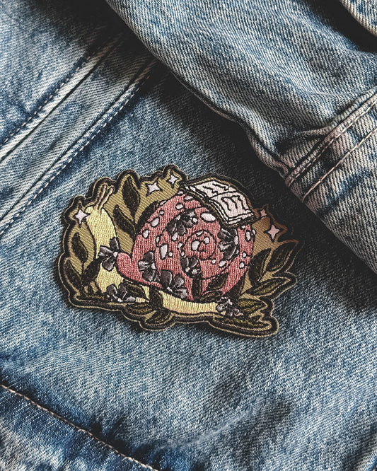 Snail & Book - Iron on Patch