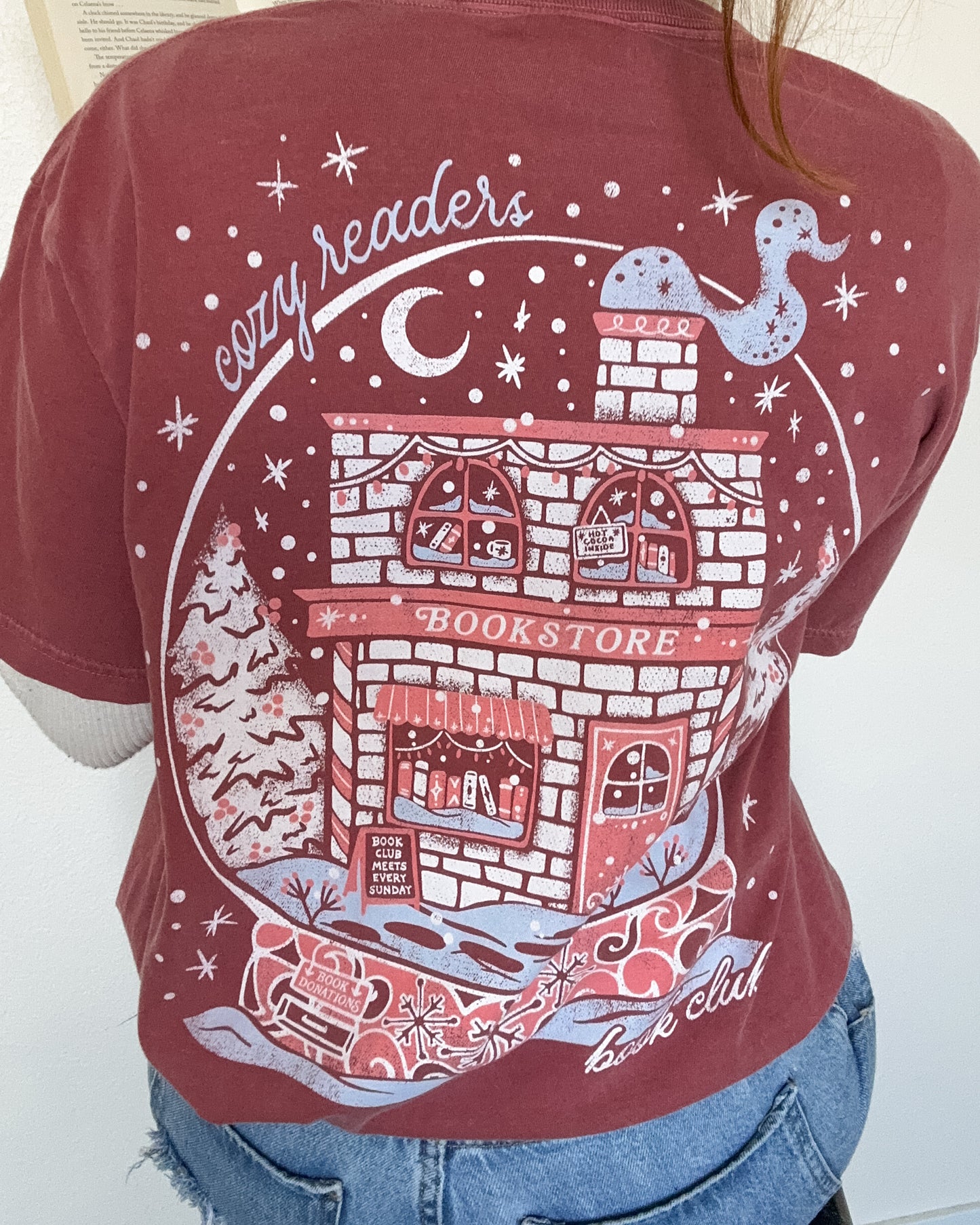 Cozy Readers Bookclub Winter Bookstore Tee - Brick