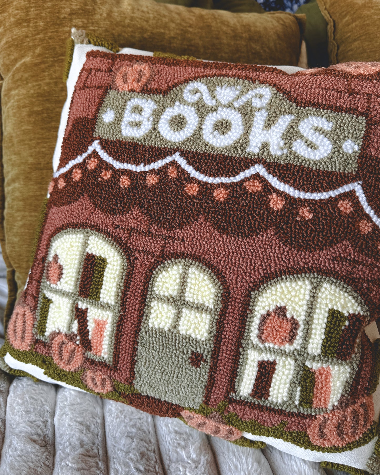 Seasonal Bookstore Pillow Cover *Fall/Winter Double-Sided*