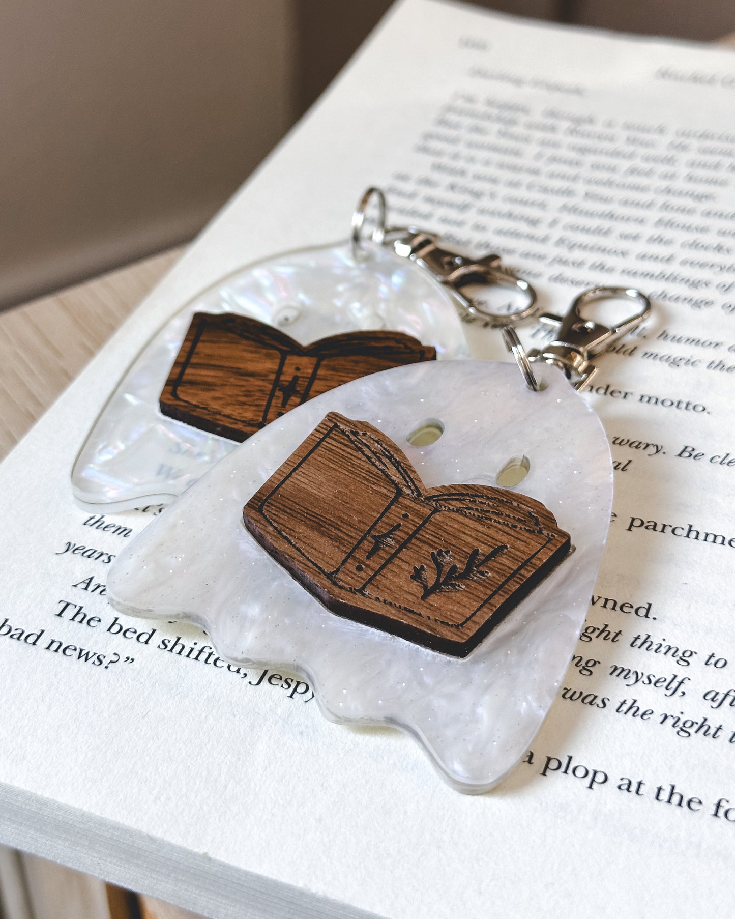 Reading Ghosty Keychain