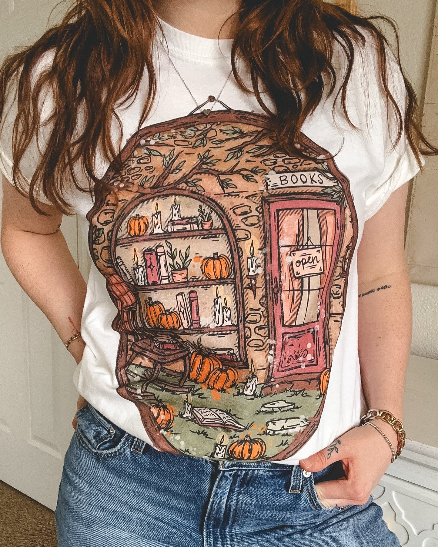 Fall Bookstore Frame Tee - White